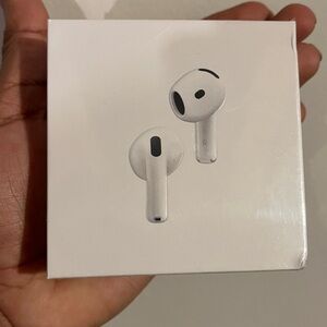 AirPod 4’s noise cancellation